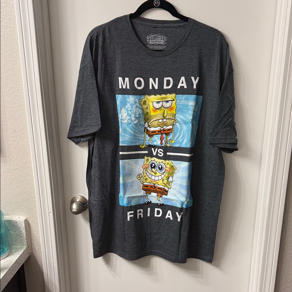 SpongeBob Graphic T-Shirt in Dark Gray
